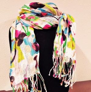 Colorful Linen Scarf Women Walking Pattern
